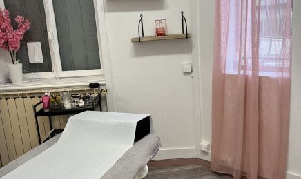 NAUGHTY GIRL : Manucure à Clermont-Ferrand