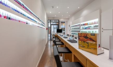 Khroma Nail Bar - Marseille 1er : Manucure à Marseille