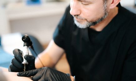 Derma-Ink : Manucure à Besançon