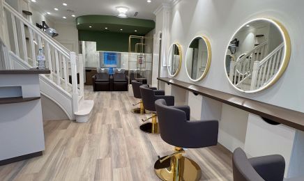 Viva La Vie by Stéphanie Comte : Coiffeur à Annemasse