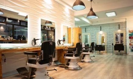 Alsterschnitt: Friseur in Hamburg
