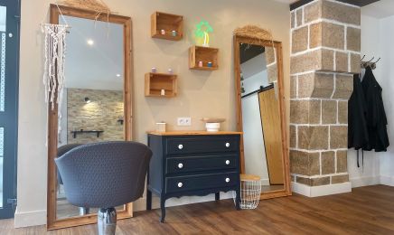 La paillote coiffeur créateur by Samuel : Coiffeur à Plourin-lès-Morlaix