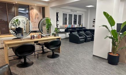 Hair Artist Erdal Bahar: Kosmetikstudio in Nürnberg