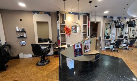 Hair Fashion Bernd Schuh: Friseur in Wadern