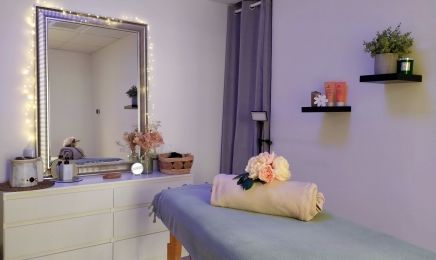 Lyne Beauté - Prothésiste Ongulaire & Maquilleuse Professionnelle : Manucure à Gonfaron