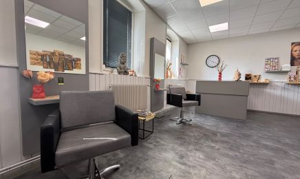 Le salon du saugeais : Coiffeur à Maisons-du-Bois-Lièvremont