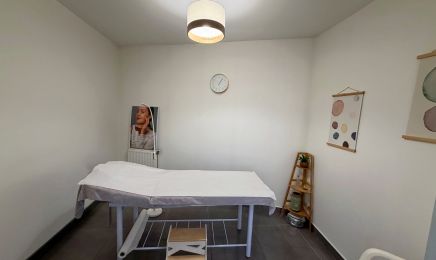 Institut le chalet : Manucure à Cusset