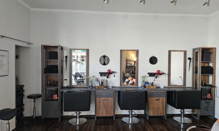 Team Haarscharf by Tanja Salon und Mobiler Friseur: Friseur in Arnsberg