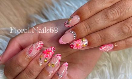 Floral.Nails69 : Institut de beauté à Thil