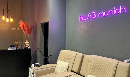 B.LAB Nails & Tattoo Bar: Kosmetikstudio in München