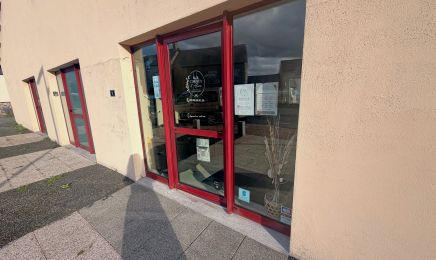 Aux ciseaux d'Aline : Coiffeur à Jublains