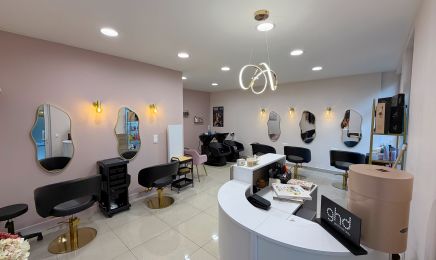 ALEJANDRA G BEAUTY EXPERT : Coiffeur à Suresnes