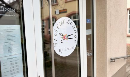 Friseurlounge by Franzi: Kosmetikstudio in Lauda-Königshofen