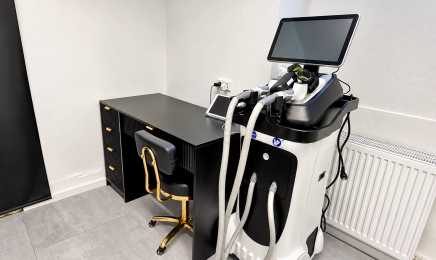 Zaslavskij Aesthetics - Olga Zaslavskij ästhetische Behandlungen: Kosmetikstudio in Wiesbaden