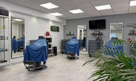 Pin's Barber : Barbier à Blagnac