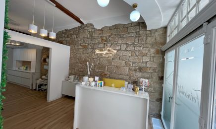 Praxis Feinschliff Nürtingen Inh. Linda Varitimidis – Ästhetik, Hyaluron, Mesotherapie: Kosmetikstudio in Nürtingen