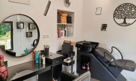Coco Tifs : Coiffeur à Villate
