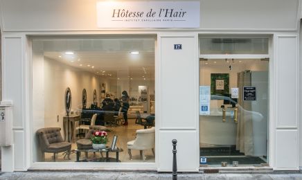 Hôtesse de l’Hair Institut  : Coiffeur à Paris
