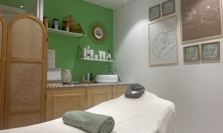 Bulle de beauté 71 : Manucure à Saint-Rémy