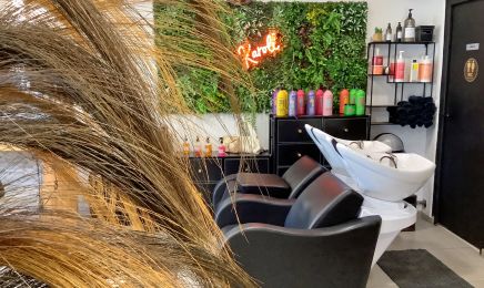 Karoll - Visagiste / Coloriste  : Coiffeur à Saint-Martin-de-Crau