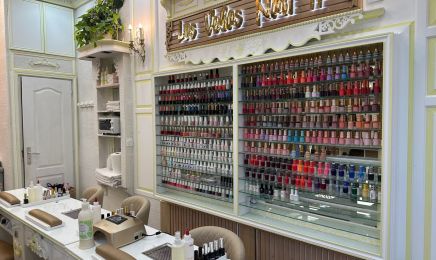 Las Vegas Nails 2 : Manucure à Puteaux