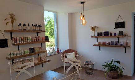 L’atelier de Fanny  : Institut de beauté à Lamarque-Pontacq