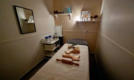 Glow Spot  : Institut de beauté à Chauconin-Neufmontiers