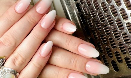 Nails by Thanh Saint Guilhem : Coiffeur à Montpellier