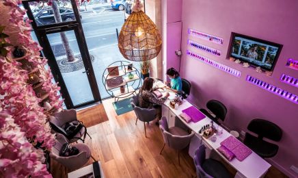 Nia Nails : Institut de beauté à Paris