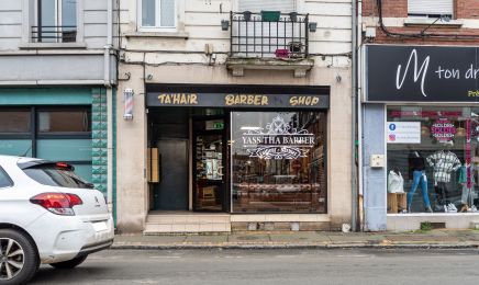 Yass Tha Barber : Barbier à Bassée
