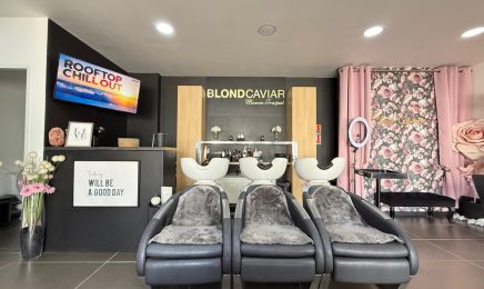 Blond Caviar  : Coiffeur à Saint-Mitre-les-Remparts