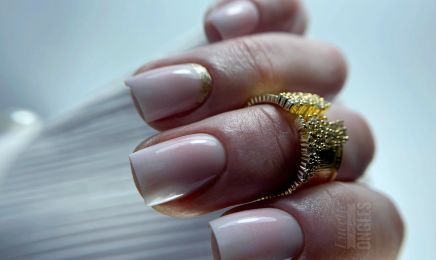 Lucette fait ses ongles : Manucure à Reims