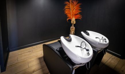 Le Cocon-Atelier Coiffure : Coiffeur à Moustey