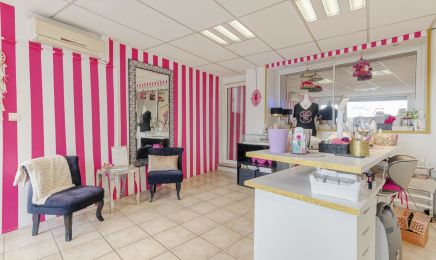 Golden Nails : Manucure à Martigues