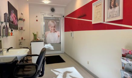 Haarvisite: Kosmetikstudio in Bottrop