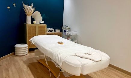Natural Glow : Manucure à Cogolin
