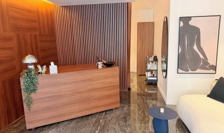 Maison JL - Soins & Technologie : Manucure à Bordeaux