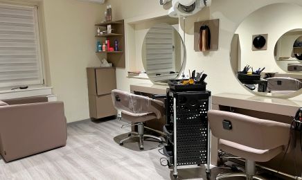Föhnix Friseur: Friseur in Heuchelheim