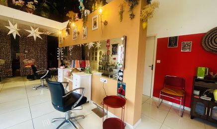Salon Sandrine  : Barbier à Champagnac