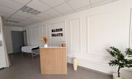 Maison Beauté : Manucure à Istres