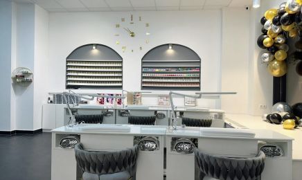 Namy Nails: Nagelstudio in Hamburg