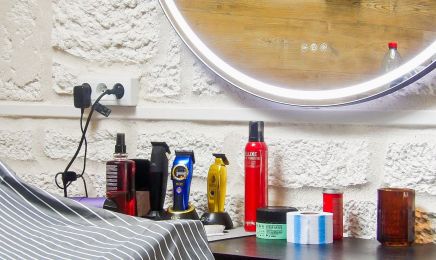 Barber Eleganze : Institut de beauté à Buxerolles