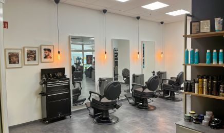 N&M Friseursalon: Friseur in Soest