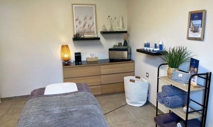 HISTOIRE DÔ - LES PISCINES : Institut de beauté à Bezouce