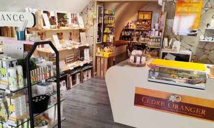 Cèdre Oranger Gap - Cosmétiques bio et naturels  : Institut de beauté à Gap