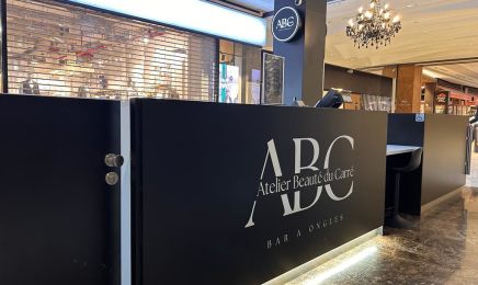 Atelier beauté du carré - nail bar : Institut de beauté à Lieusaint