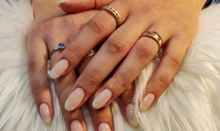 Alexsandra Bessa : Manucure à Paris