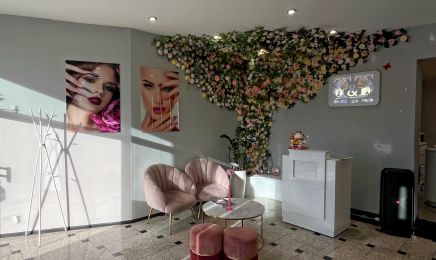 T&T Beauty: Nagelstudio in Augsburg