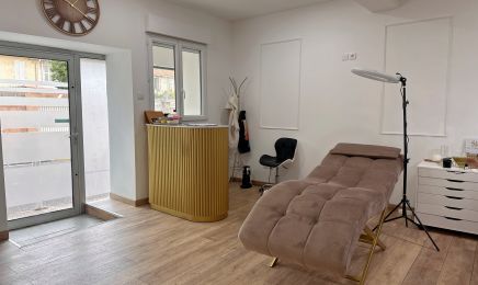 Laurine Beauty Studio : Manucure à Toulon