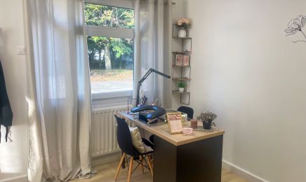 Les jolis œillets de Laura et les jolis nails d’Alison : Barbier à Bouaye